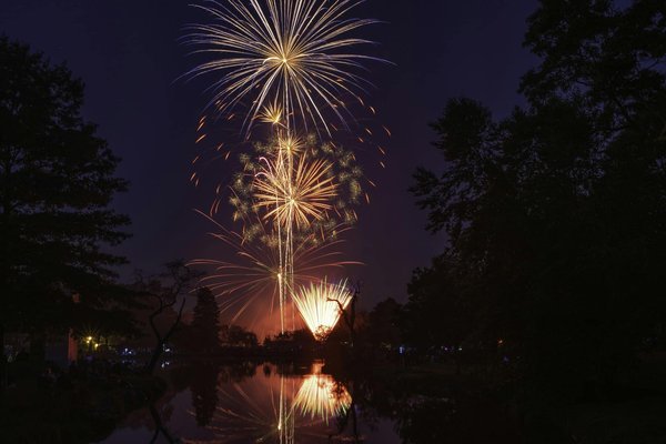 Cascade waterfall : que devez-vous savoir avant d'acheter pour un mariage ?